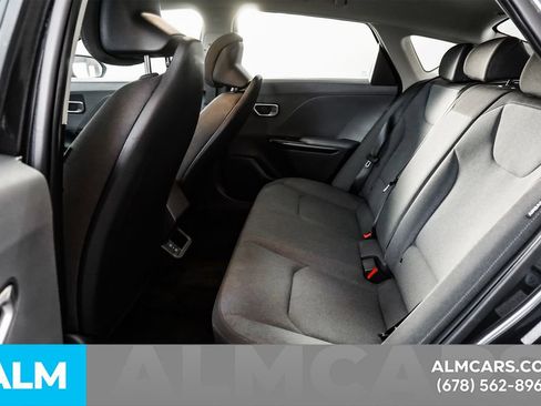 Used 2025 Kia K4 FWD image 17