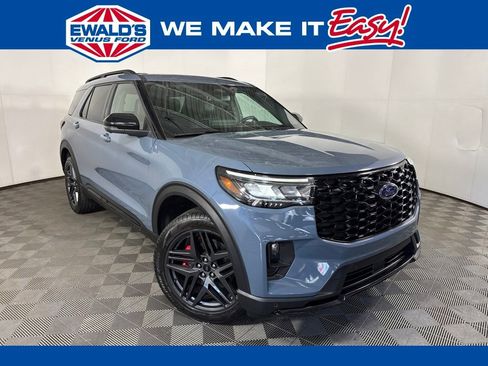 Used 2025 Ford Explorer ST-Line w/ Premium Package AWD/4WD image 1