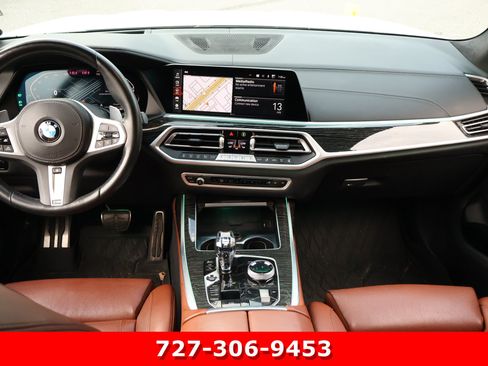 Used 2022 BMW X7 xDrive40i w/ M Sport Package AWD/4WD image 18
