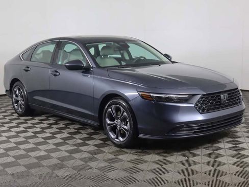 Used 2023 Honda Accord EX image 2