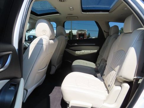 Used 2023 Buick Enclave Avenir w/ Trailering Package, 5000 lbs. AWD/4WD image 22
