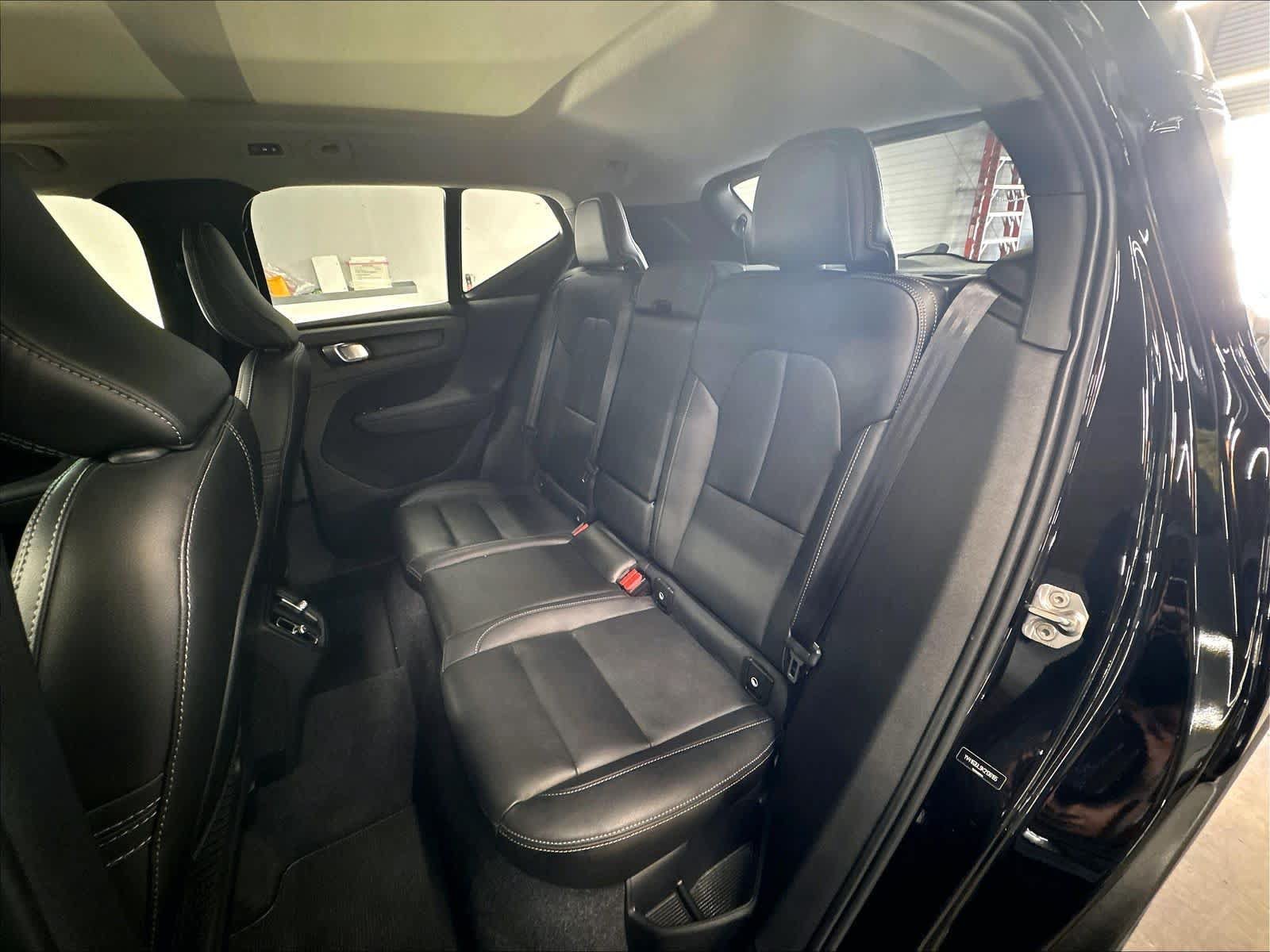 Used 2019 Volvo XC40 T5 Inscription AWD/4WD image 27