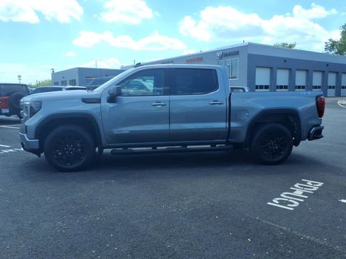 Used 2023 GMC Sierra 1500 Elevation AWD/4WD image 4