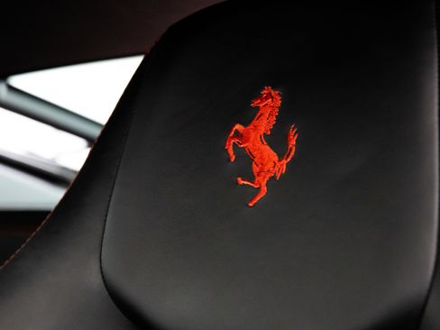 Used 2012 Ferrari 458 Italia Coupe RWD image 66