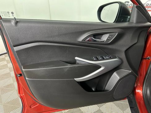 Used 2024 Chevrolet Trax LS w/ Driver Confidence Package FWD image 11