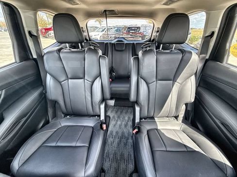Used 2026 Subaru Ascent Limited AWD/4WD image 23