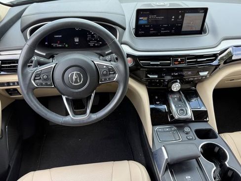 Certified 2024 Acura MDX FWD w/ Technology Package image 12