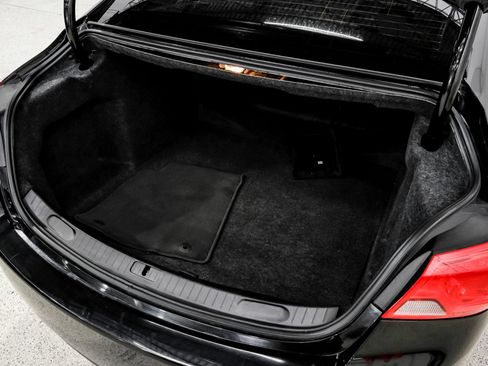 Used 2018 Chevrolet Impala Premier FWD image 61