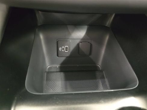 New 2026 Ford Explorer Active RWD image 32