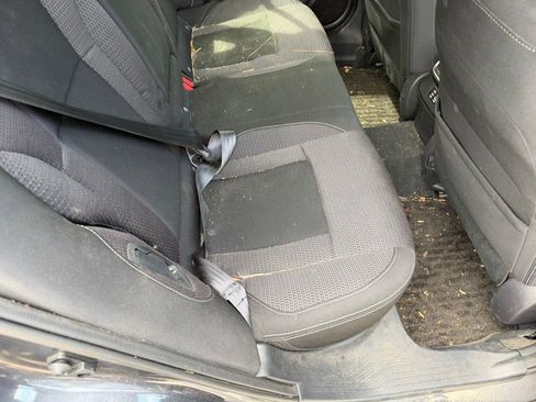 Used 2023 Subaru Outback Premium image 19