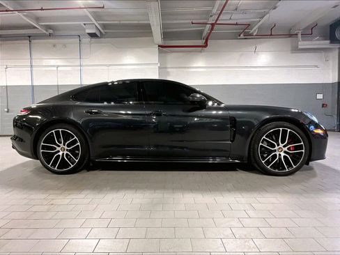 Certified 2022 Porsche Panamera 4S image 6