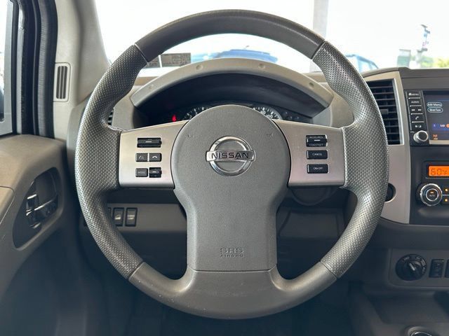 Used 2021 Nissan Frontier SV w/ Midnight Edition Floor Mats AWD/4WD image 8