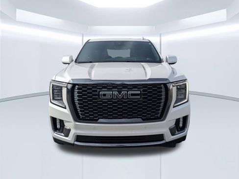 Used 2024 GMC Yukon Denali Ultimate image 8