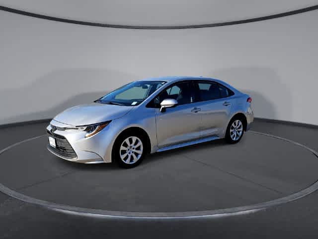 Used 2024 Toyota Corolla LE FWD image 4
