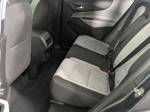 Used 2019 Chevrolet Equinox LS w/ LS Convenience Package image 24
