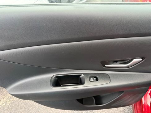 Used 2024 Hyundai Elantra SEL w/ Convenience Package FWD image 16