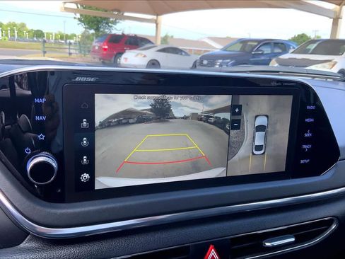 Used 2022 Hyundai Sonata Limited w/ Preferred Accessory Package FWD image 29