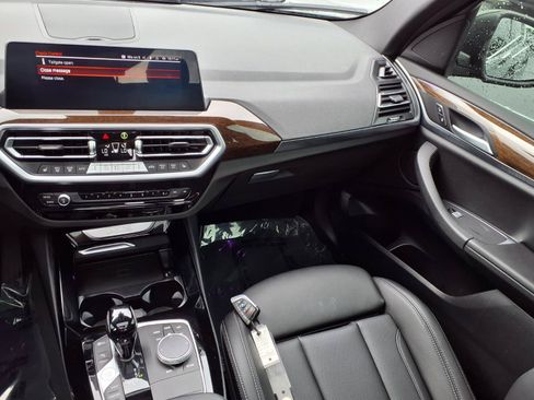 Used 2023 BMW X3 xDrive30i AWD/4WD image 3