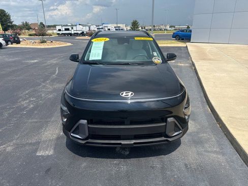 Used 2024 Hyundai Kona SEL w/ Convenience Package image 7