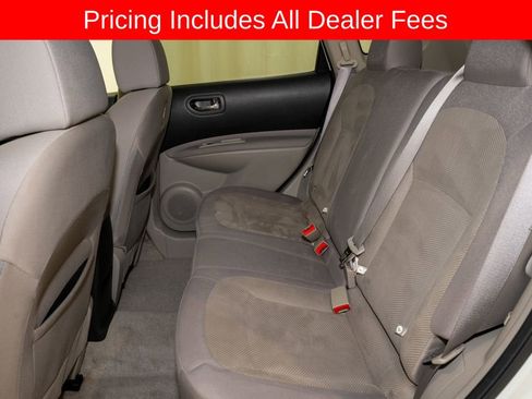 Used 2015 Nissan Rogue S w/ Convenience Package FWD image 7