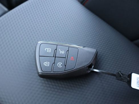 New 2026 Chevrolet Equinox RS w/ Convenience Package III FWD image 30