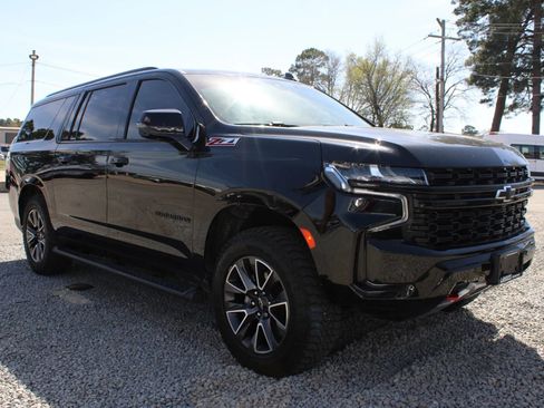 Used 2021 Chevrolet Suburban Z71 w/ Z71 Off-Road Package image 6