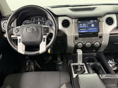 Used 2020 Toyota Tundra SR5 w/ SR5 Upgrade Package image 31