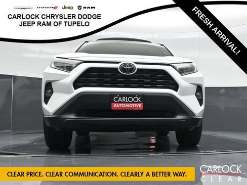 Used 2019 Toyota RAV4 XLE Premium w/ Cold Weather Package FWD image 60