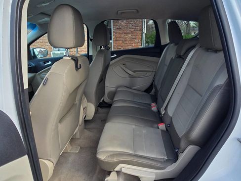 Used 2014 Ford Escape SE AWD/4WD image 16