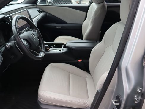 Used 2024 Lexus TX 350 FWD w/ Captains Chair Package image 17