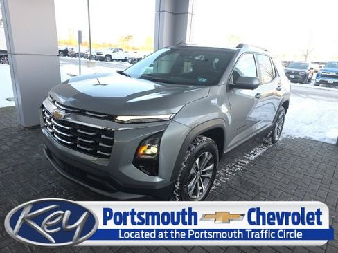 Used 2025 Chevrolet Equinox LT w/ Convenience Package II image 1