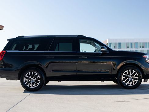 Used 2025 Ford Expedition Max Platinum image 59