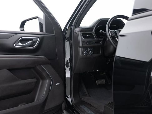 Used 2023 Chevrolet Suburban RST image 28