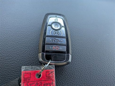 Used 2025 Ford F150 XLT w/ Equipment Group 302A MID image 32