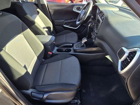 Certified 2024 Kia Soul LX w/ Option Group 015 FWD image 16