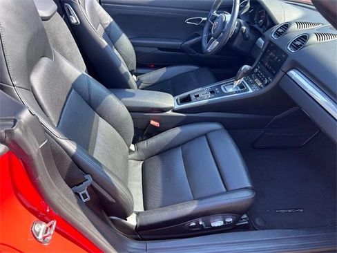 Used 2023 Porsche 718 Boxster image 10