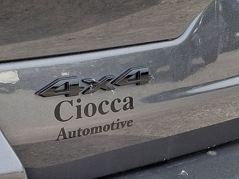 Used 2023 Jeep Grand Cherokee Altitude AWD/4WD image 31