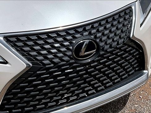 Used 2022 Lexus RX 350 AWD w/ 3500 lbs Tow Prep Package image 32