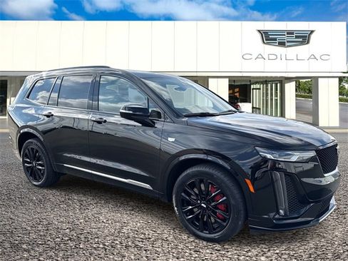 Certified 2023 Cadillac XT6 Sport image 7