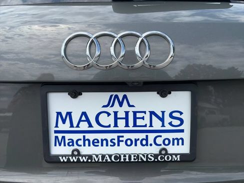 Used 2025 Audi Q3 2.0T Premium AWD/4WD image 38