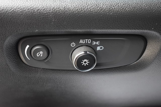 Used 2022 Chevrolet Traverse LT AWD/4WD image 27
