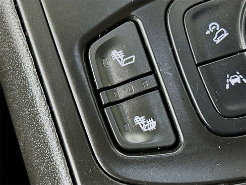 Used 2021 GMC Terrain SLT image 20