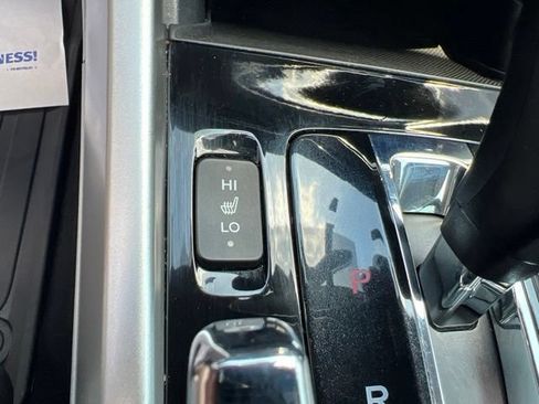 Used 2017 Honda Accord EX-L image 24