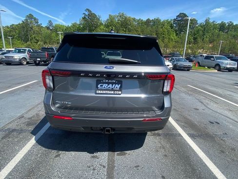 New 2026 Ford Explorer Active image 6