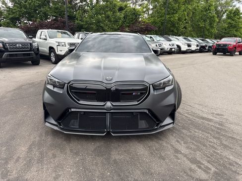 Used 2025 BMW M5 Touring AWD/4WD image 9