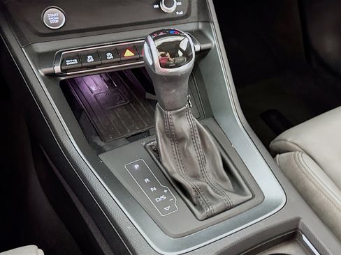 Used 2020 Audi Q3 2.0T Prestige image 21