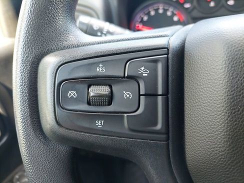 Used 2022 Chevrolet Silverado 1500 Custom AWD/4WD image 30