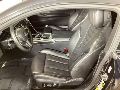 Used 2019 BMW M850i xDrive Coupe w/ M Carbon Exterior Package AWD/4WD image 31