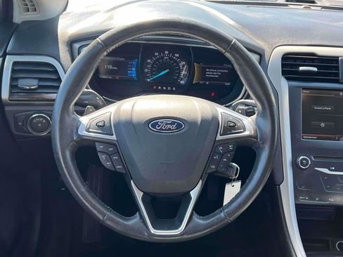 Used 2015 Ford Fusion SE w/ Equipment Group 202A AWD/4WD image 13