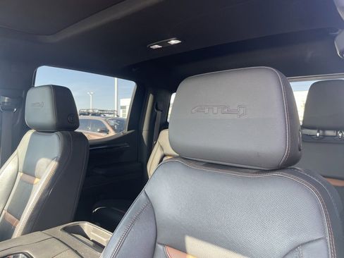 Used 2022 GMC Sierra 1500 AT4 w/ AT4 Preferred Package image 22